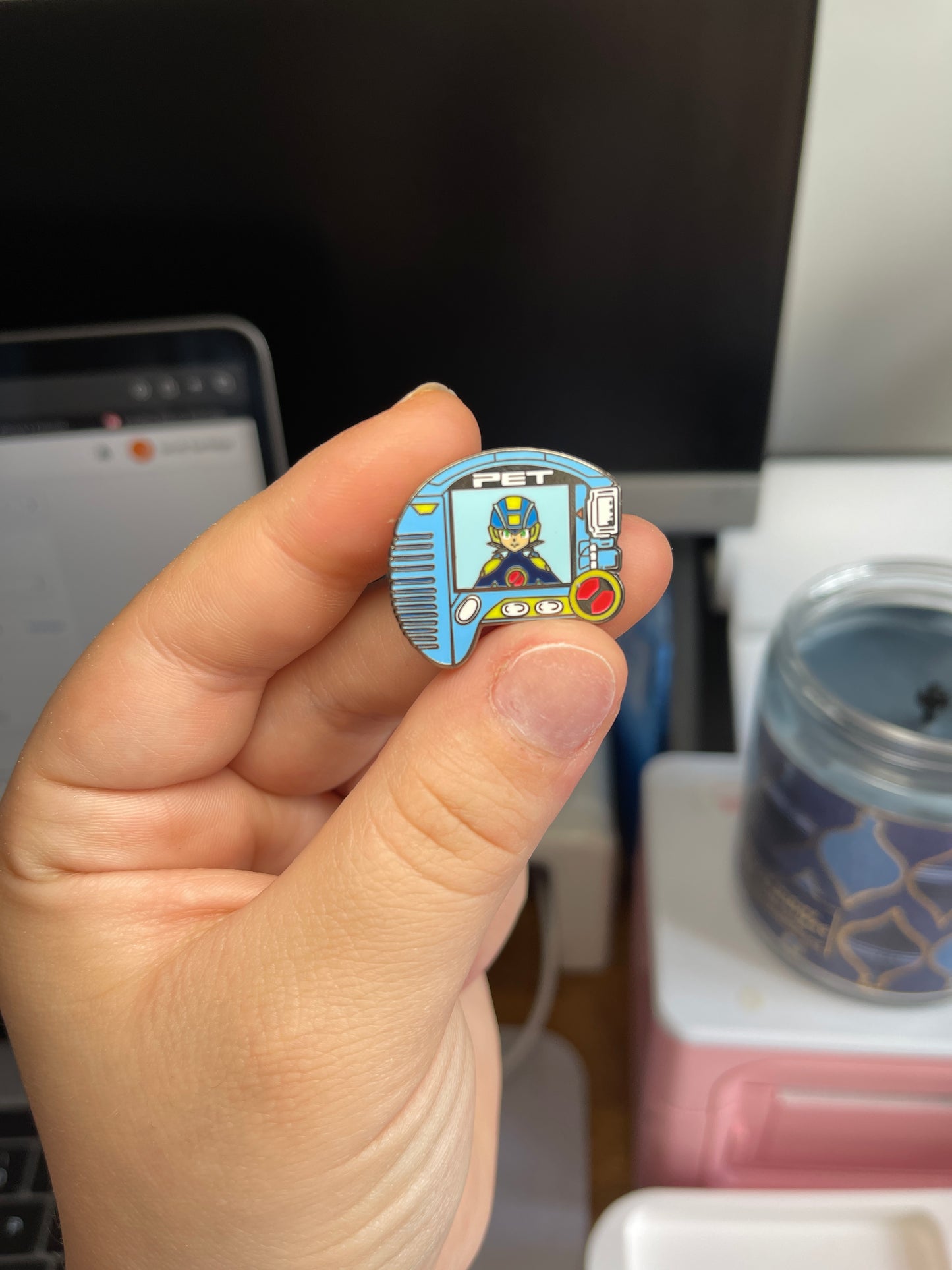 Blue bomber 1.5 PET PIN