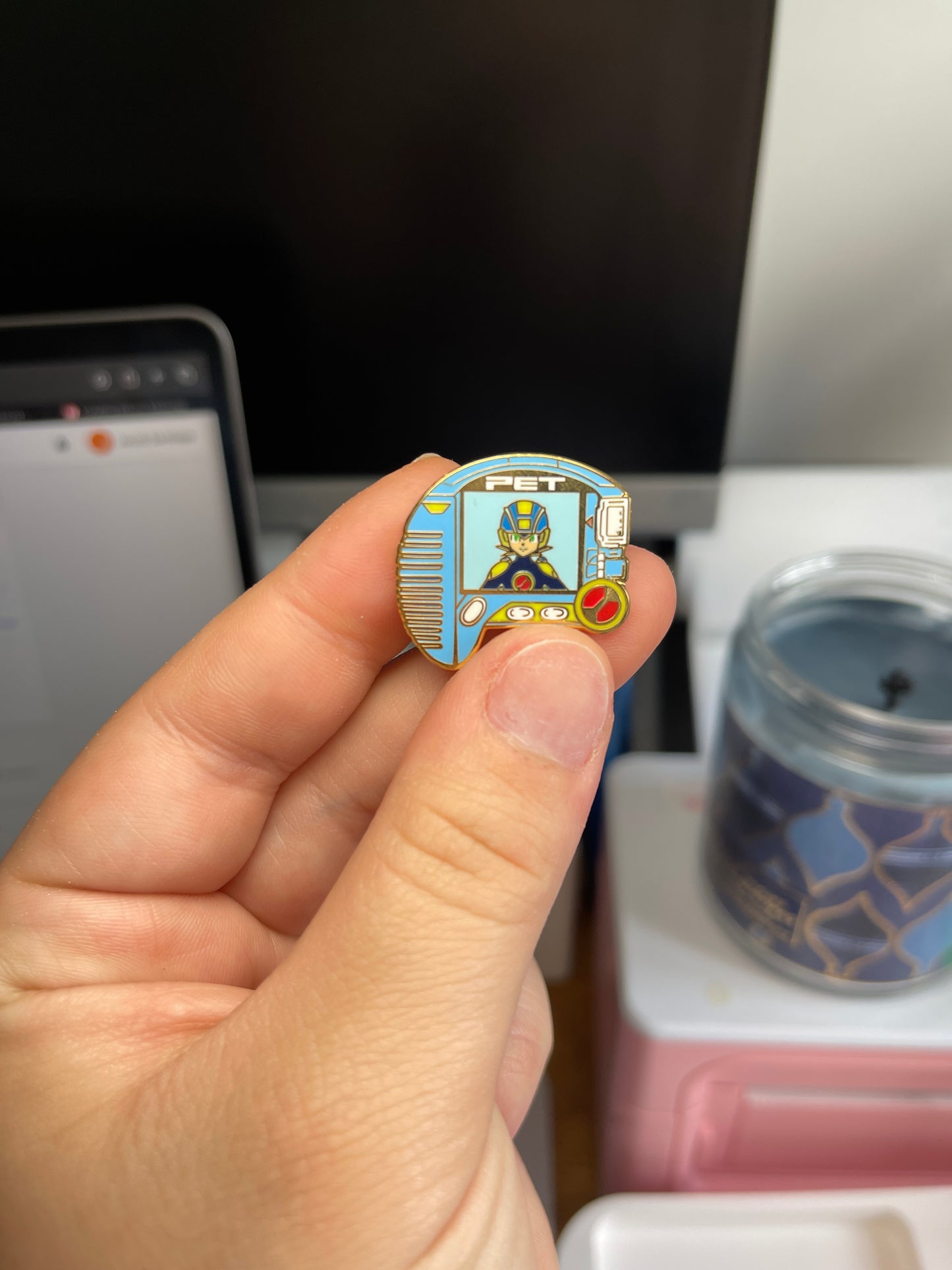 Blue bomber 1.5 PET PIN